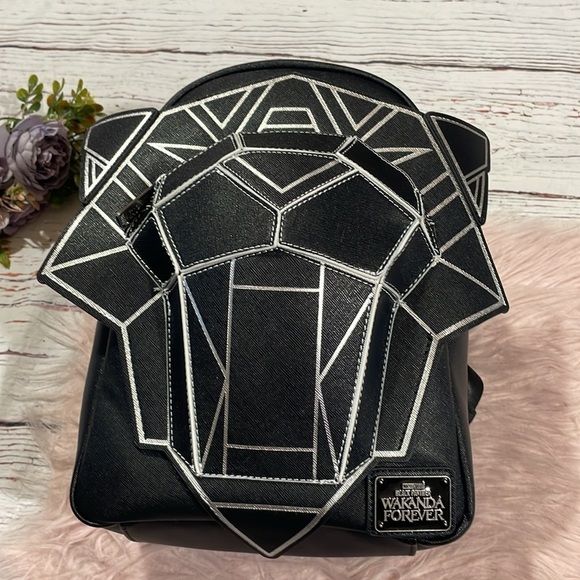 NWT Loungefly Wakanda Forever Figural Mini Backpack Black Panther Marvel - Picture 7 of 9
